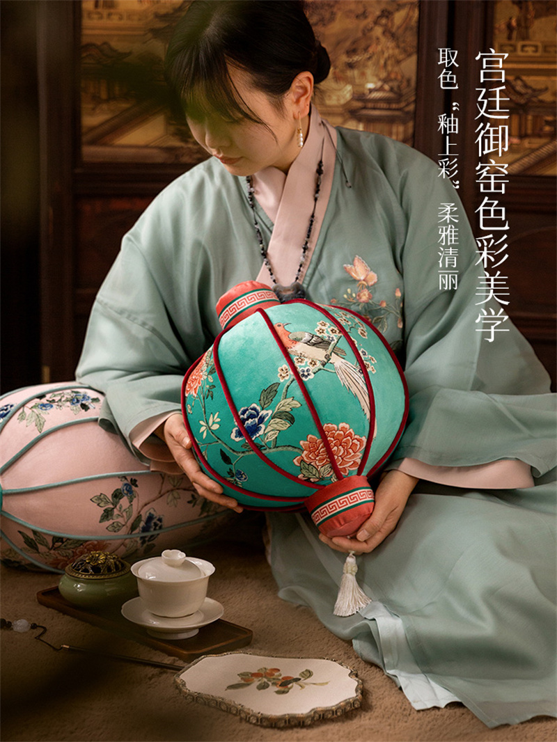 ランタン枕 新中国風 花柄 鳥柄 ヴィンテージ レッド 装飾 - Bolster Cushion Round のレビューと価格
