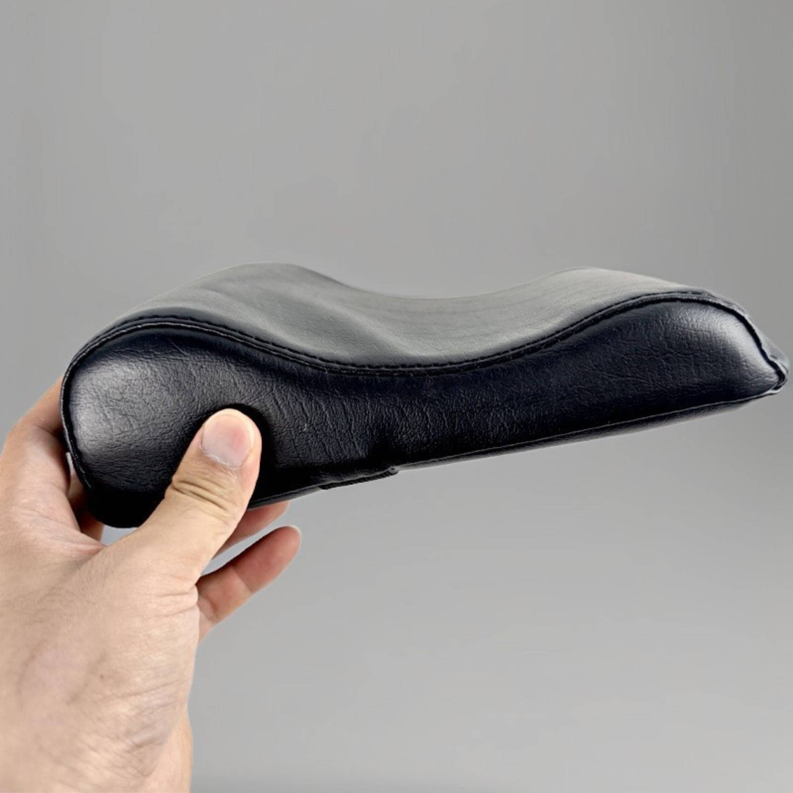 ピラティスベッドネックピロー パッド入りリフォーマーネックピ - Pilates & Yoga Studio Alineacion のレビューと価格